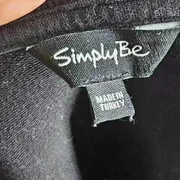 Simply Be sweatshirt with floral embroidery size M - Picture 3 of 3